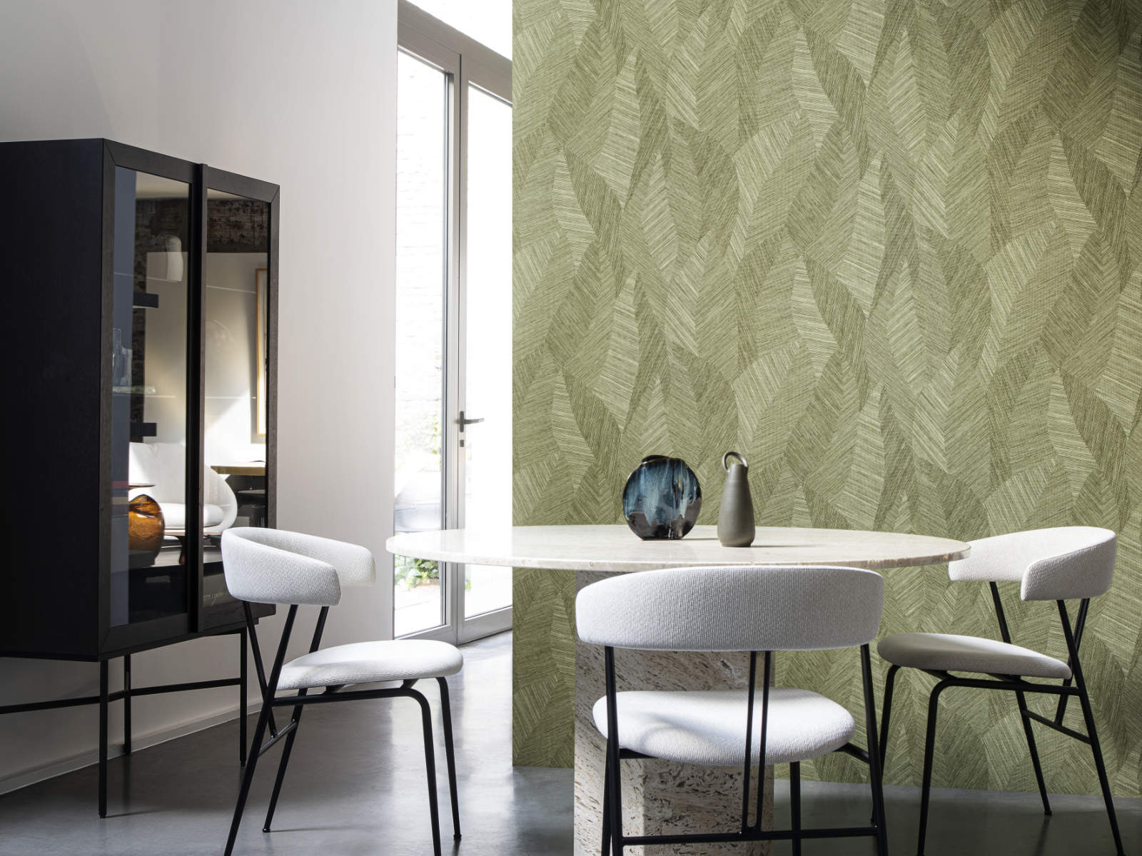 Vliesbehang aanbrengen op de muur