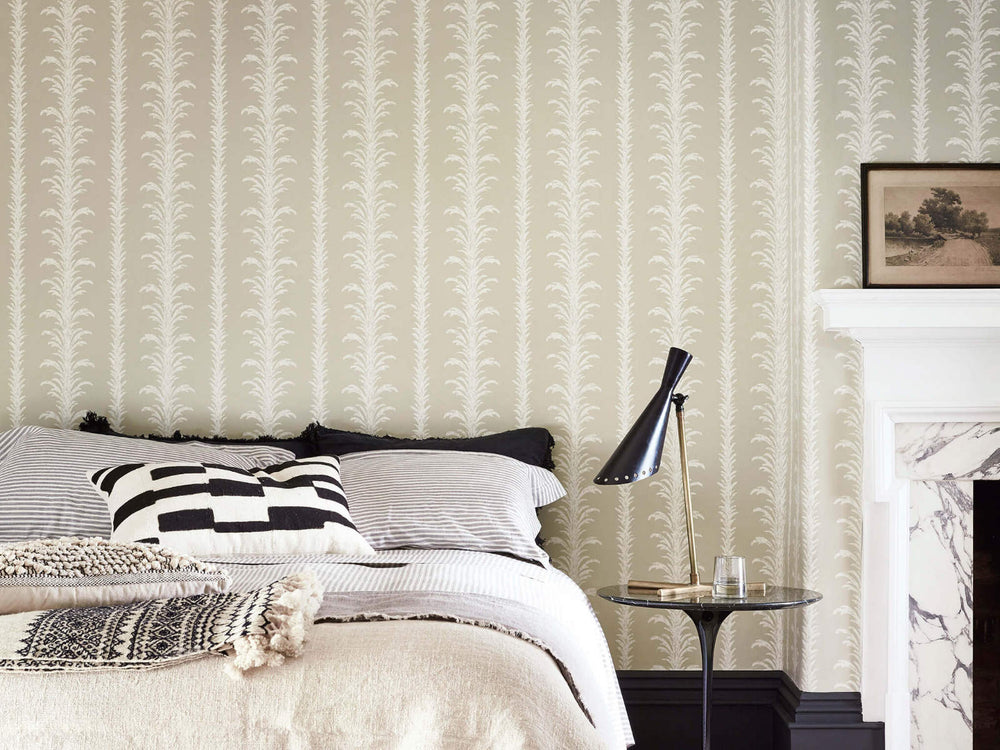 Little Greene Behang London Wallpapers V Lauderdale - Stone