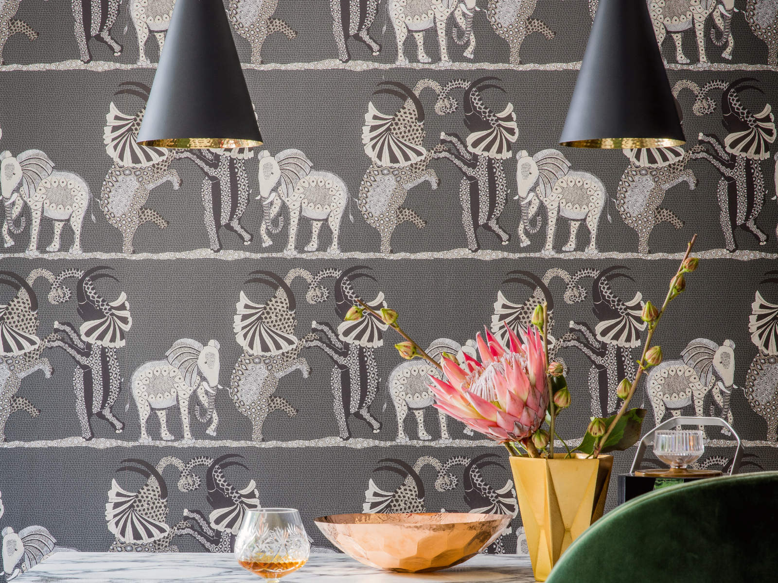 Cole & Son Ardmore Safari Dance - 109/8039