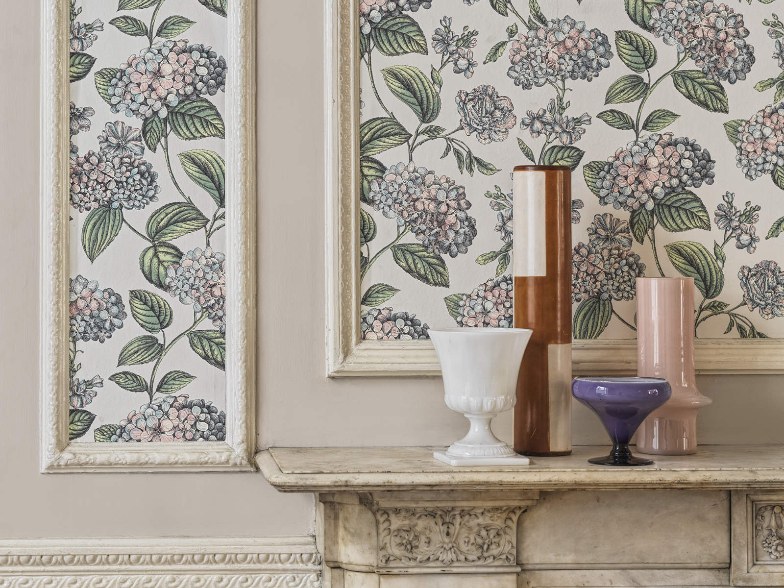 Cole & Son Fornasetti Senza Tempo II - Ramo di Ortensia - 123/8039