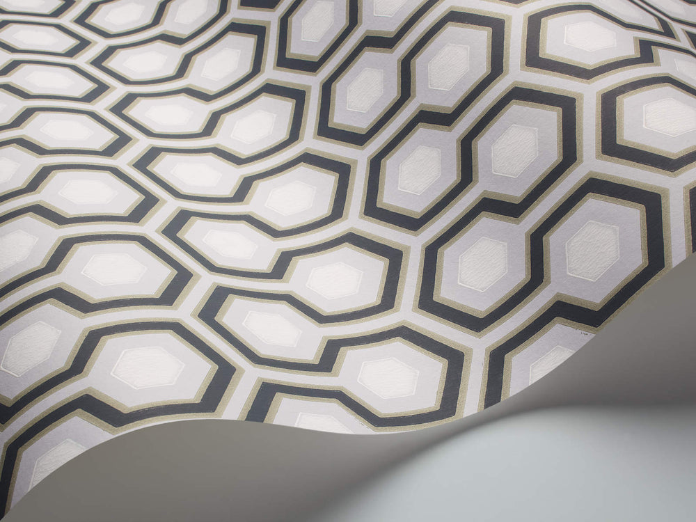 Cole & Son The Contemporary Collection Hicks' Hexagon - 66/8055