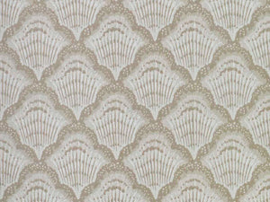 HookedOnWalls Young Traditionals Calico Shell - 27840
