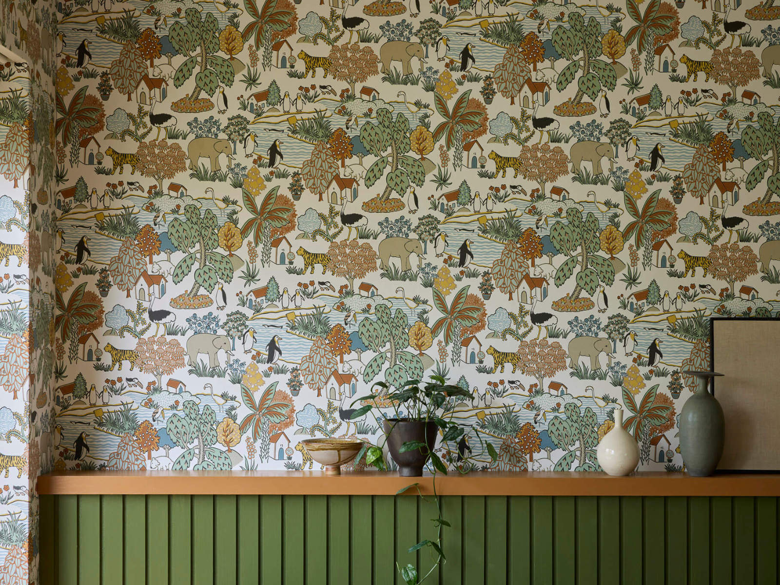 Little Greene Storybook Papers Animal Kingdom Pea - 0231ANPEAZZ