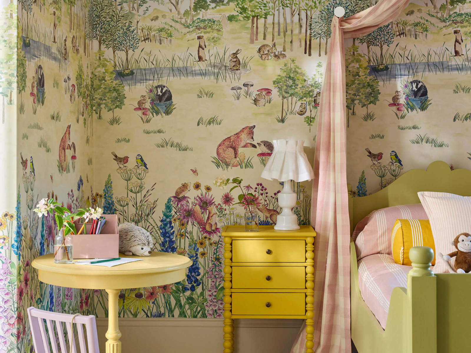 Little Greene Storybook Papers Potter's Woodland Spring - 0231POSPRIN