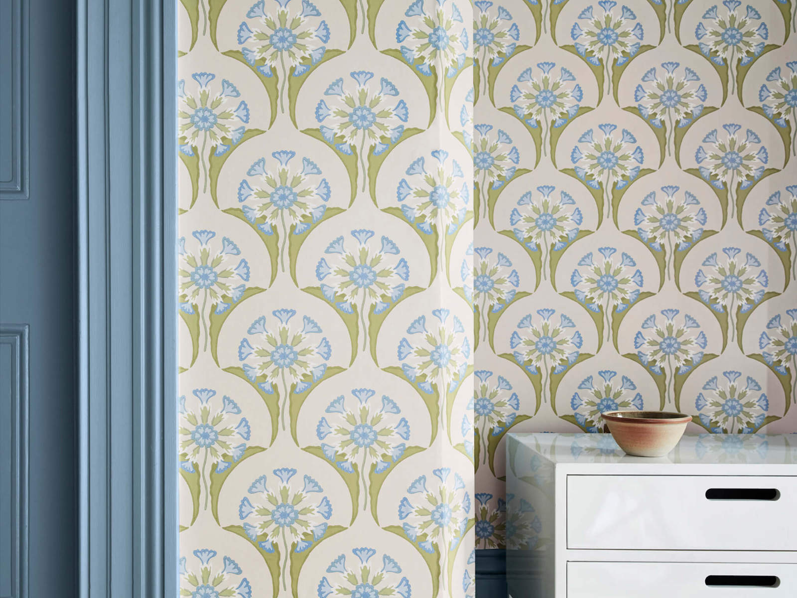 Little Greene Behang National Trust Papers Hencroft - Blue Primula