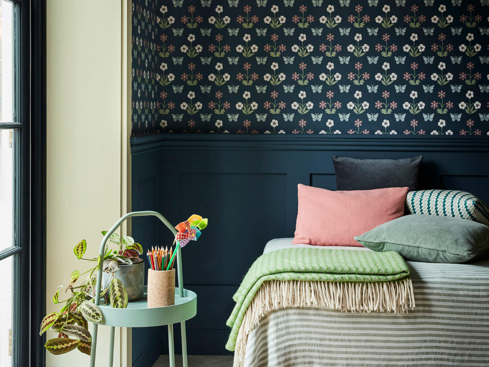Little Greene National Trust Papers IV Burges Butterfly - Hicks' Blue