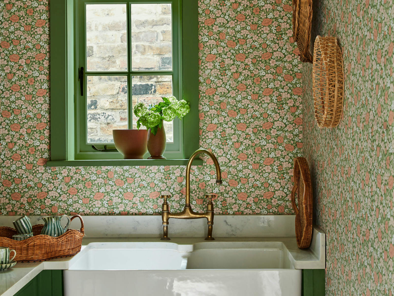 Little Greene National Trust Papers IV Spring Flowers - Garden