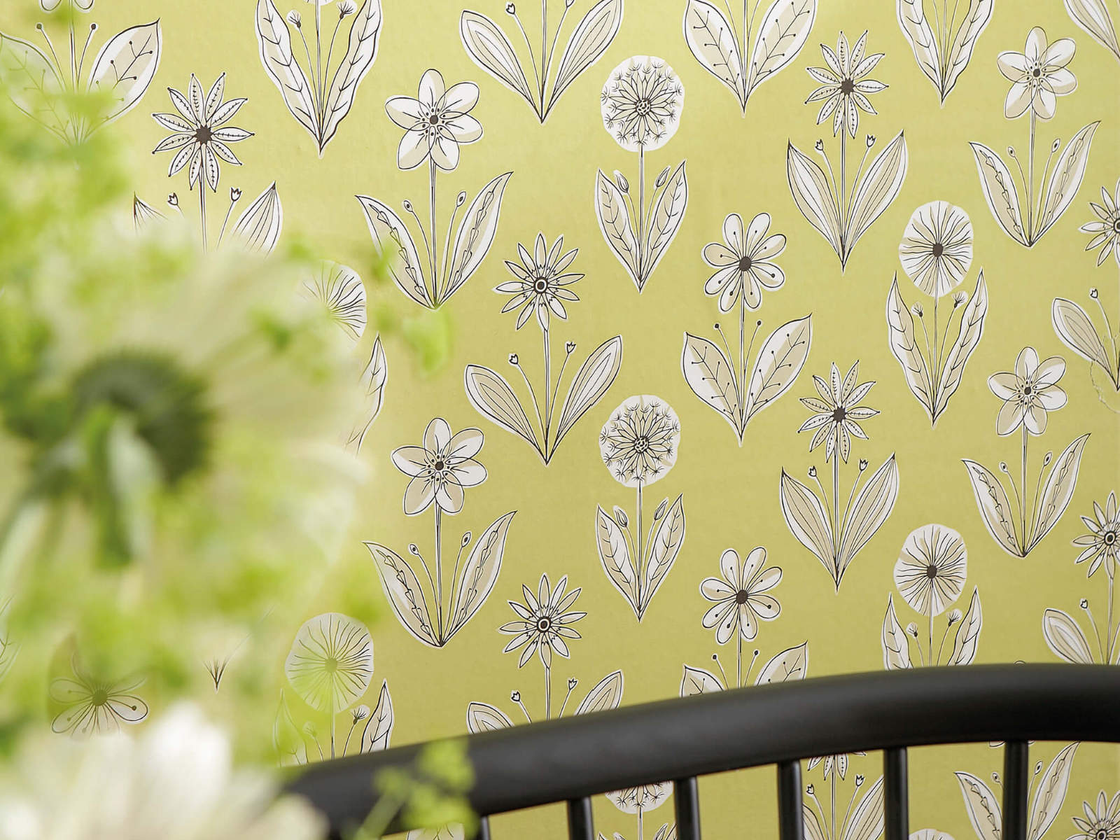 Little Greene Behang 20th Century Papers Florette - Acid drop