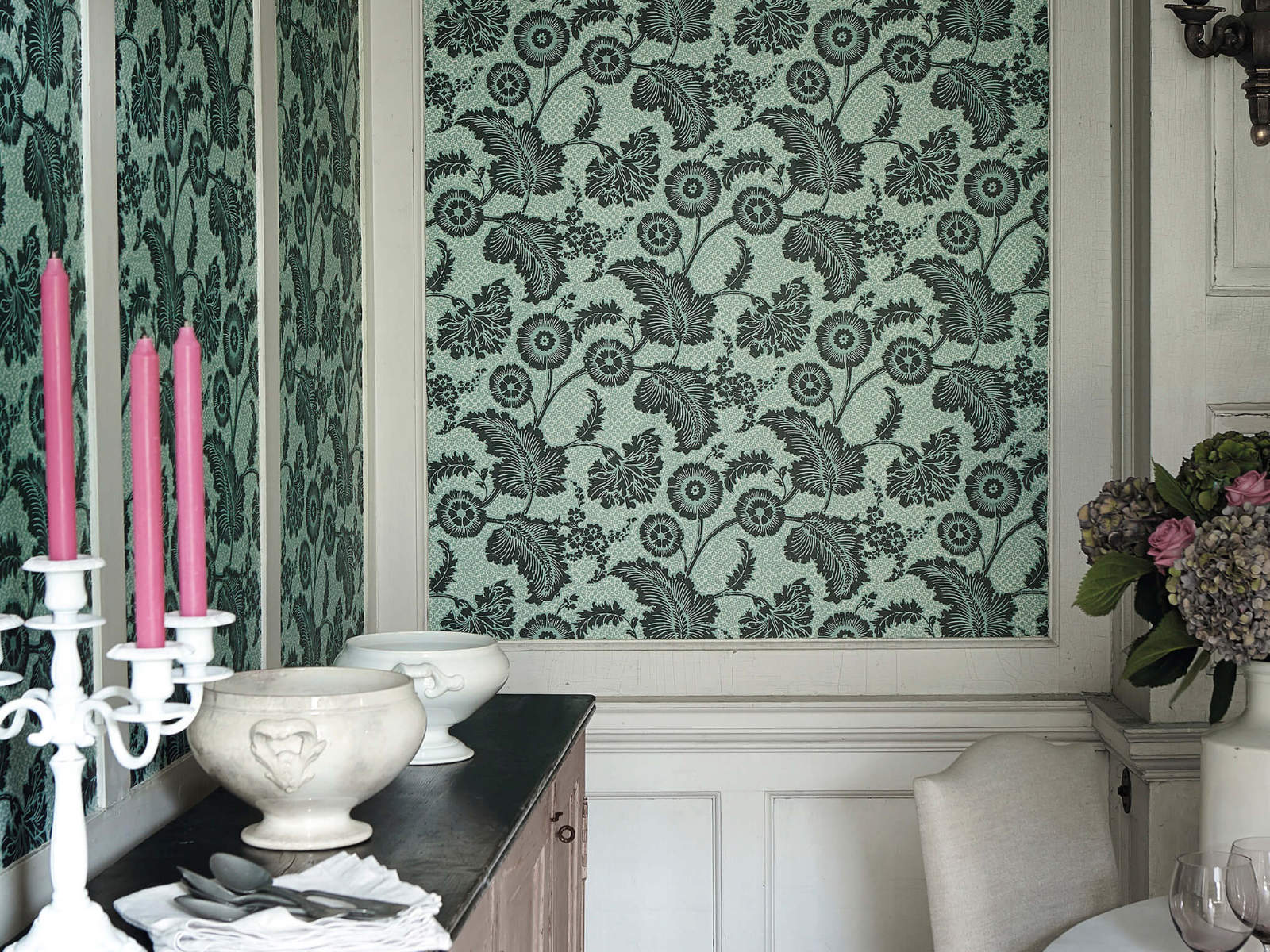 Little Greene Behang Revolution Papers Piccadilly  - Mock Green