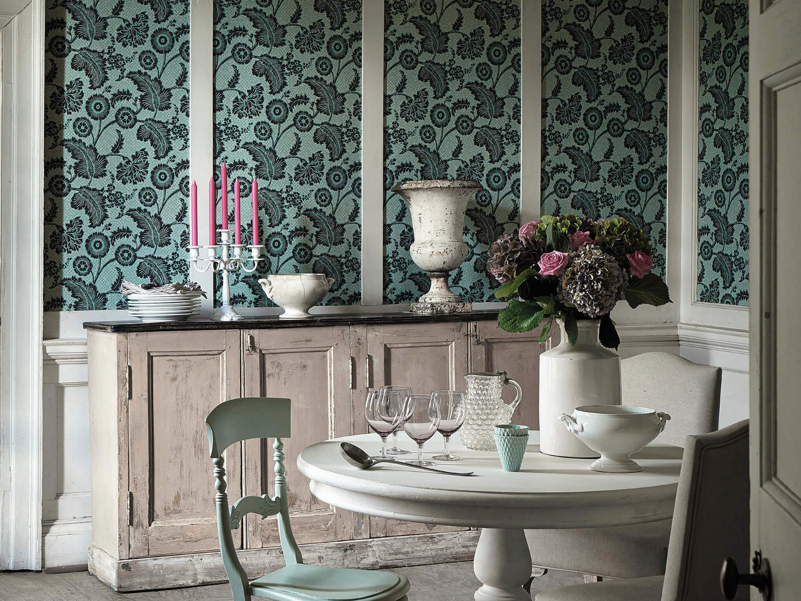 Little Greene Behang Revolution Papers Piccadilly  - Mock Green
