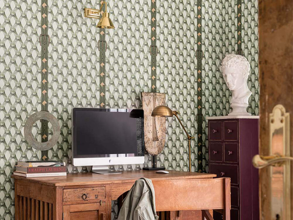 Mind The Gap Orient Express Luxury Detail - WP30175