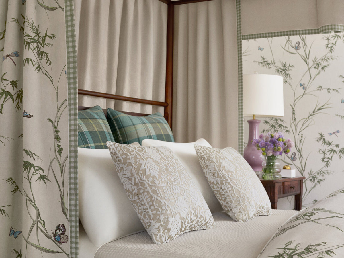 Thibaut Boxwood Virginia - T10526