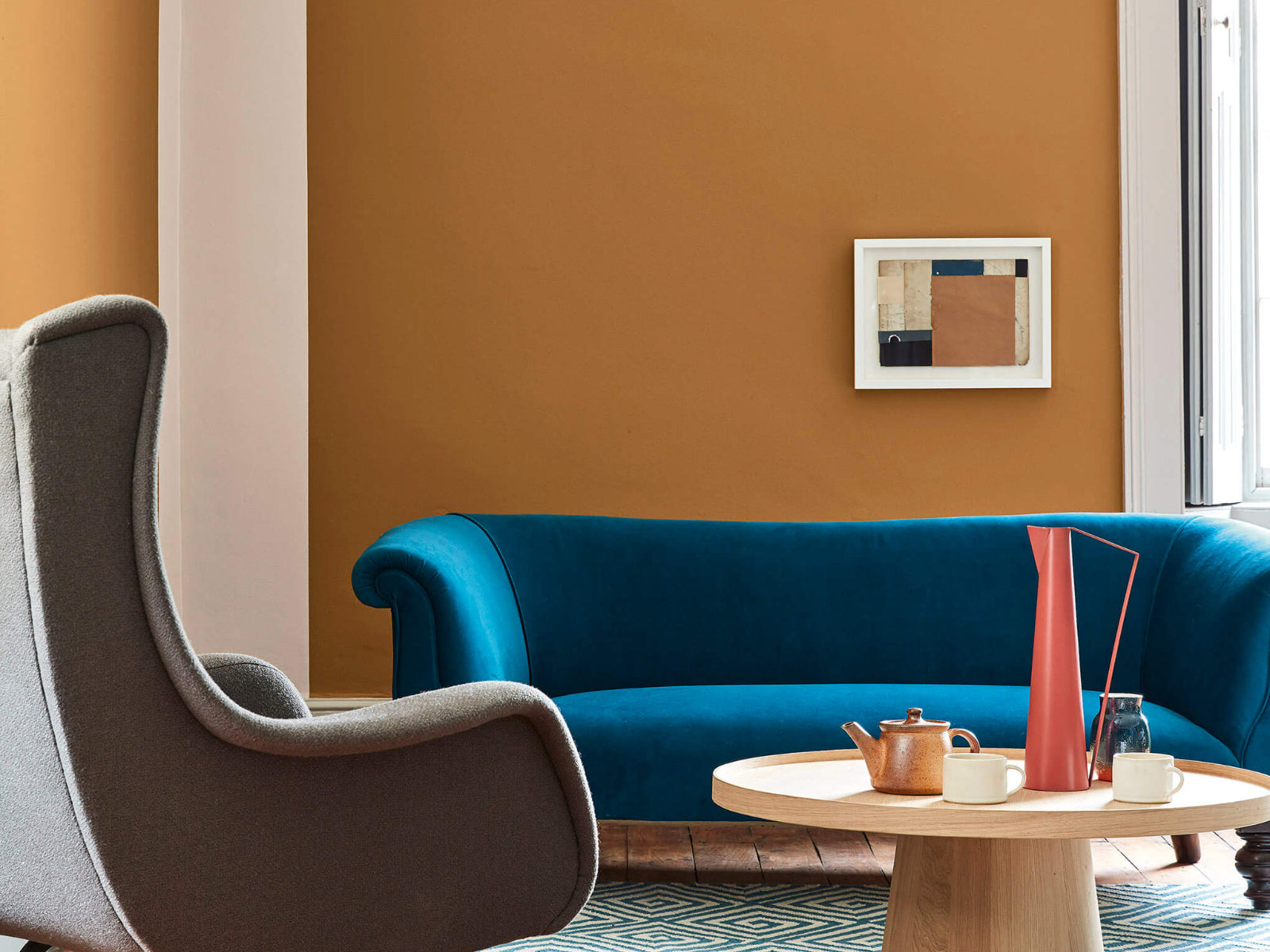 Little Greene Verf Middle Buff - 122