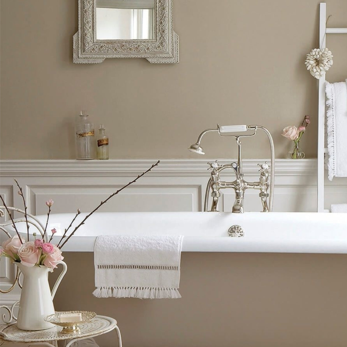 Little Greene Verf Rolling Fog - Light - 271